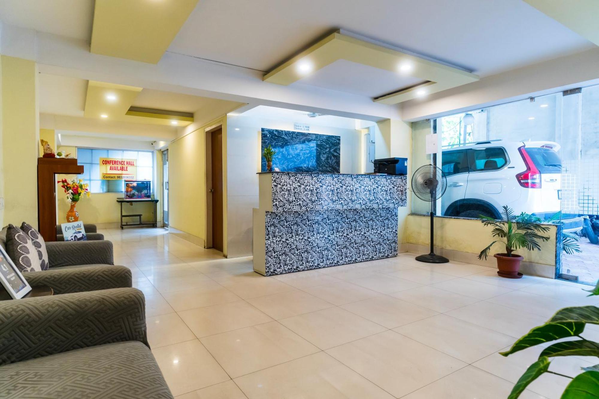 Hotel Niladrii Galaxy Силигури Экстерьер фото
